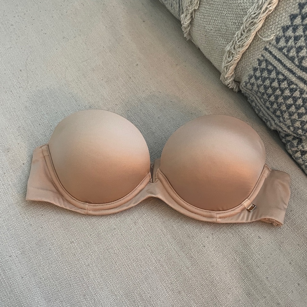 Victoria’s Secret Very Sexy Strapless Bra